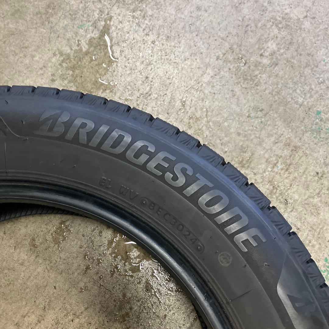BRIDGESTONE VRX3 195/60R16 4本セット　冬タイヤ