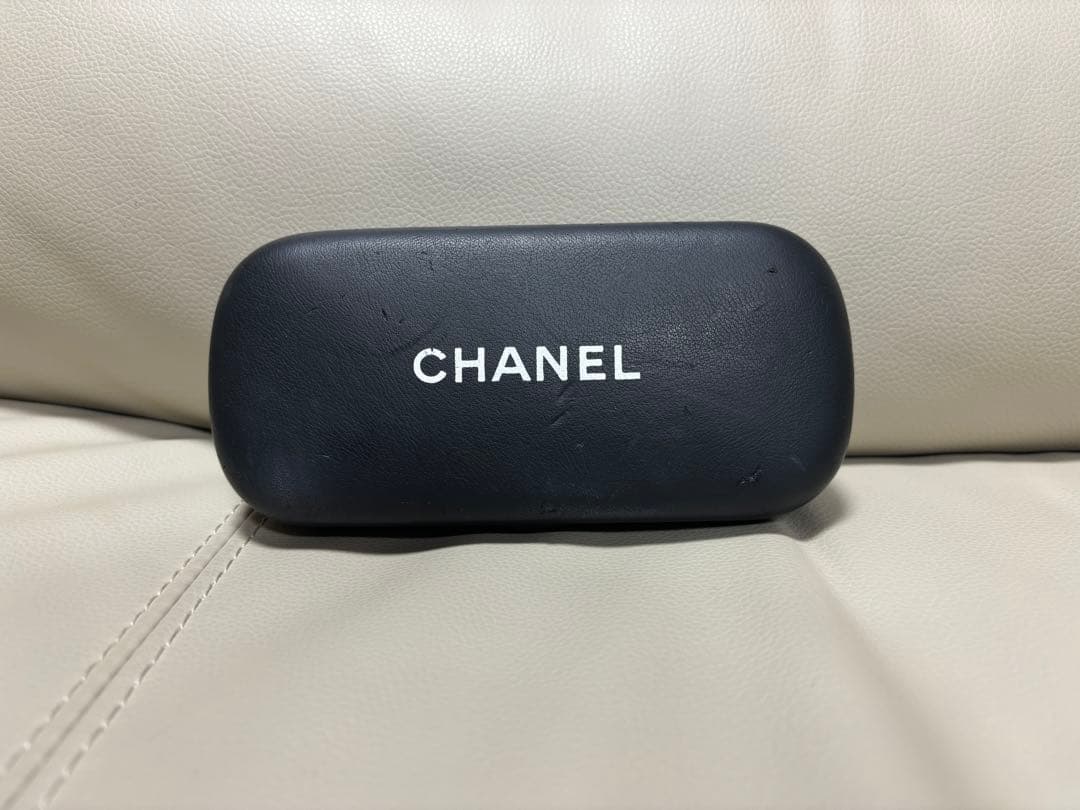ひ*ろ様 CHANEL シャネル サングラス　ケース付き