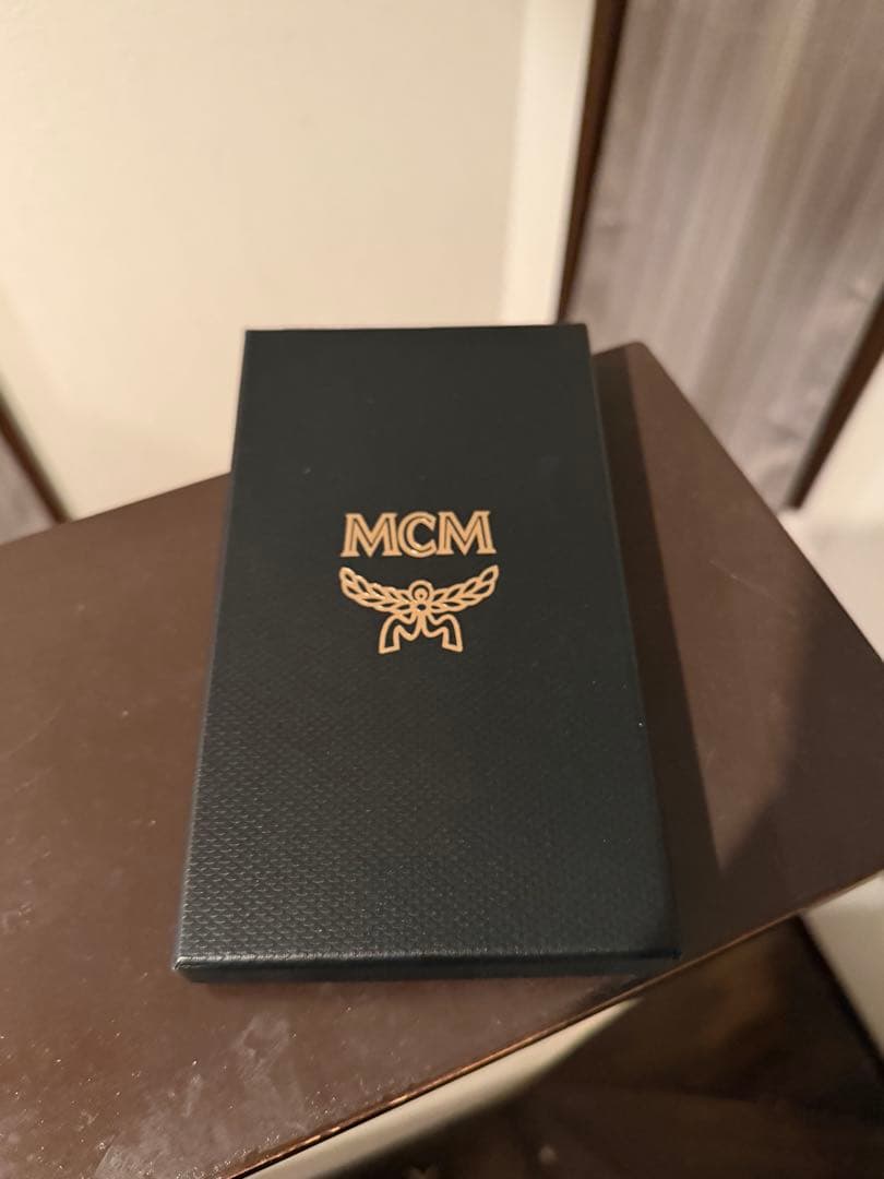 MCM レザー iPhoneケース