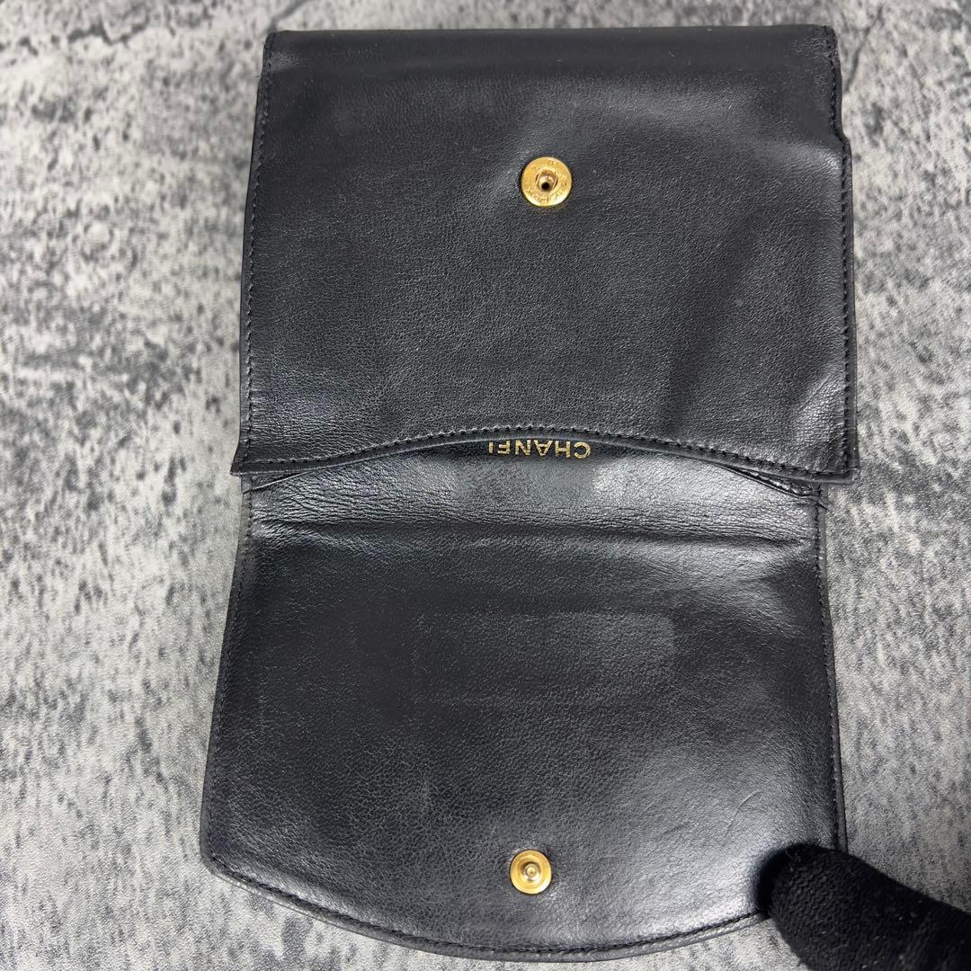 CHANEL ココマーク ラムスキン 二つ折り財布 ブラック