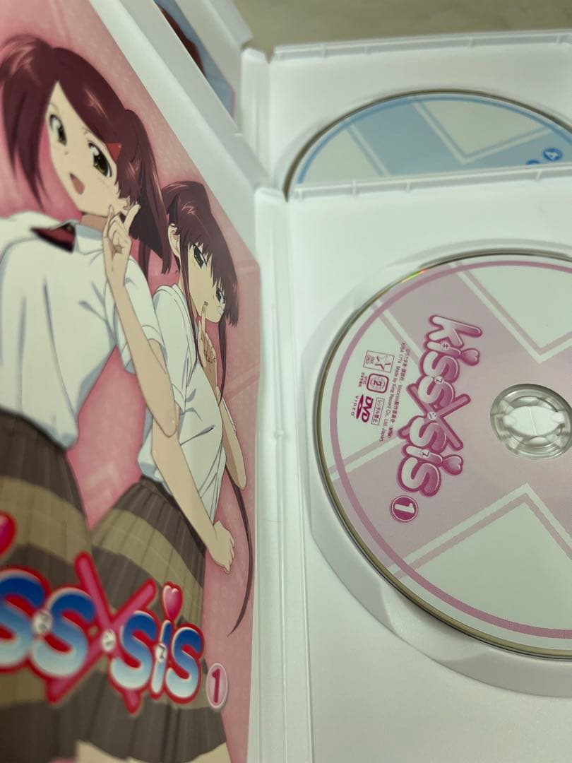 kiss×sisキスシス DVD全4巻セット　全巻