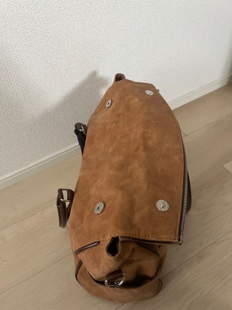 ブラウン スエード風 ボストンバッグMochinobuページ