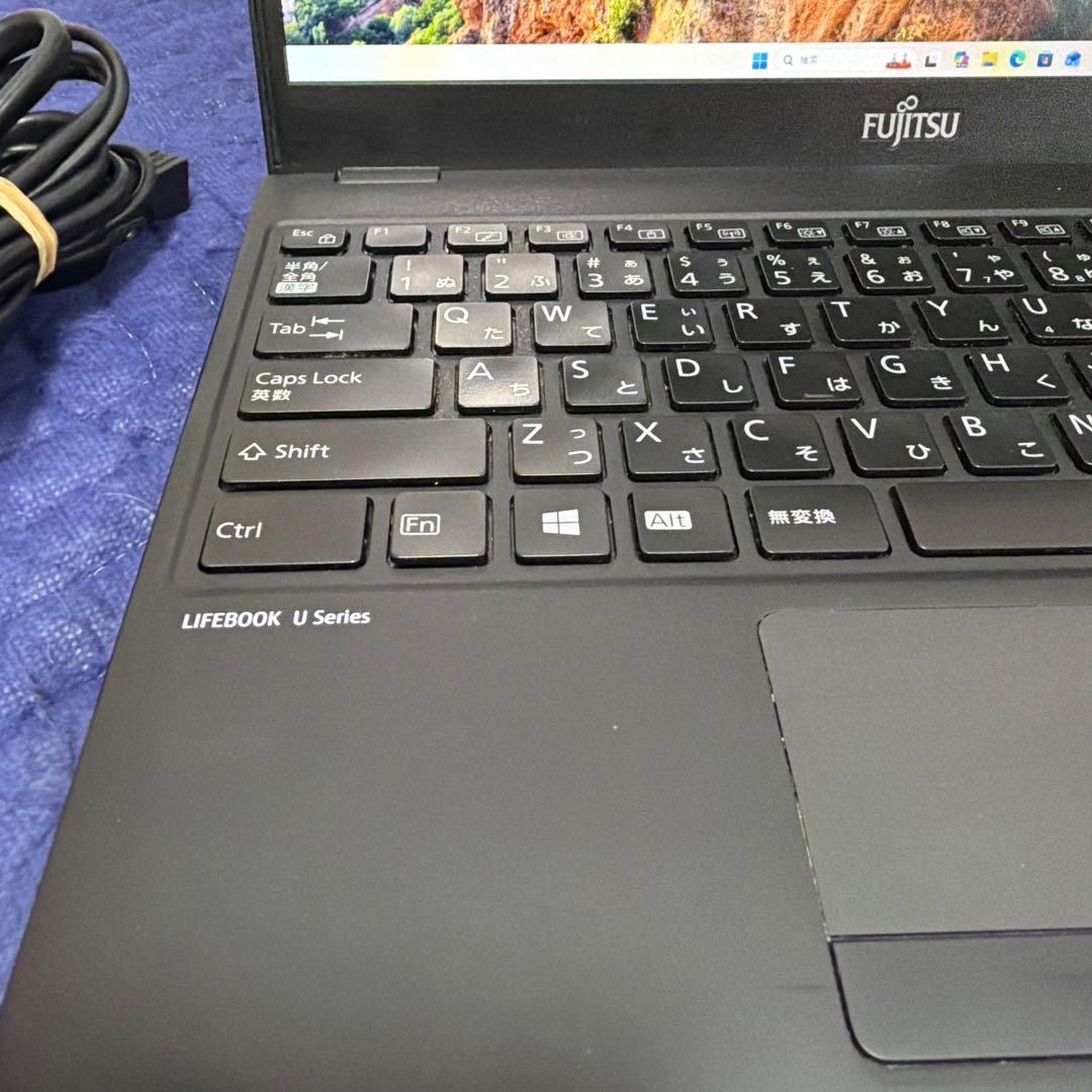 B級激安！Office搭載Win11 ハイスペックモバイルPC 10世代 i5