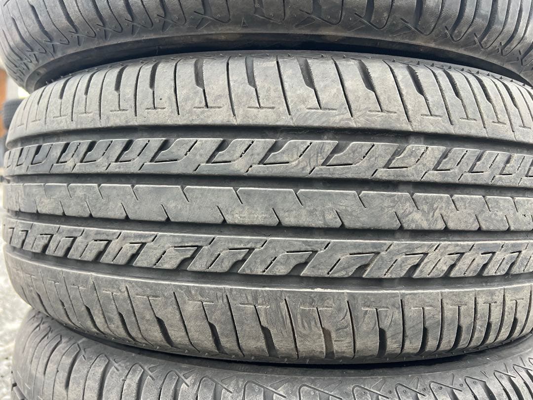 セイバーリング　sl201 205/55r16 21年　22年