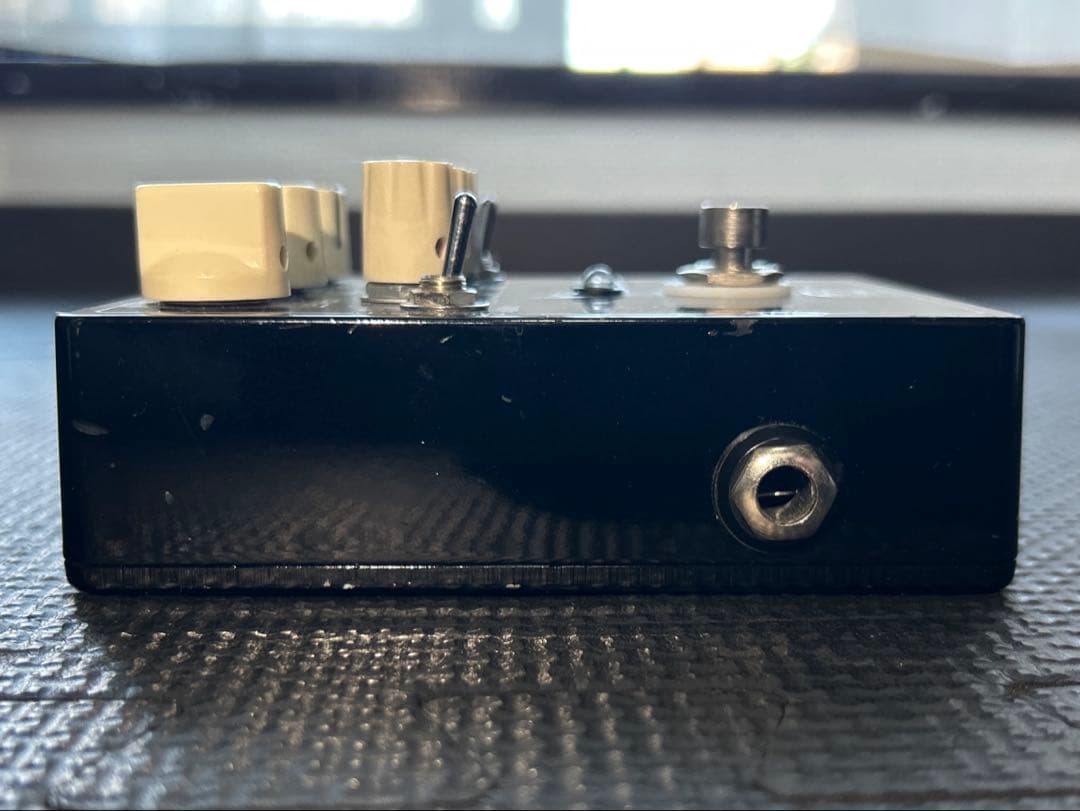 Vivie Rhinotes ベース用オーバードライブ