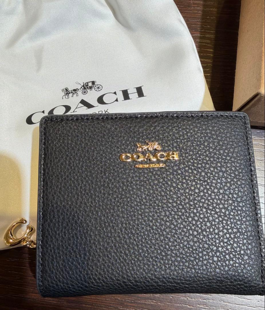 新品✳︎COACH ブラック 二つ折り財布 コーチウォレット