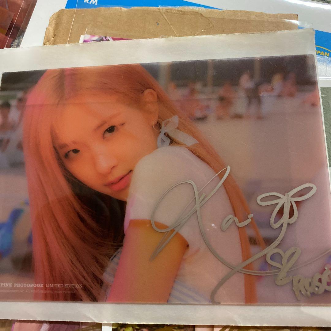 blackpink  ロゼ　サイン　直筆　公式ポラ風カード　バラ売り