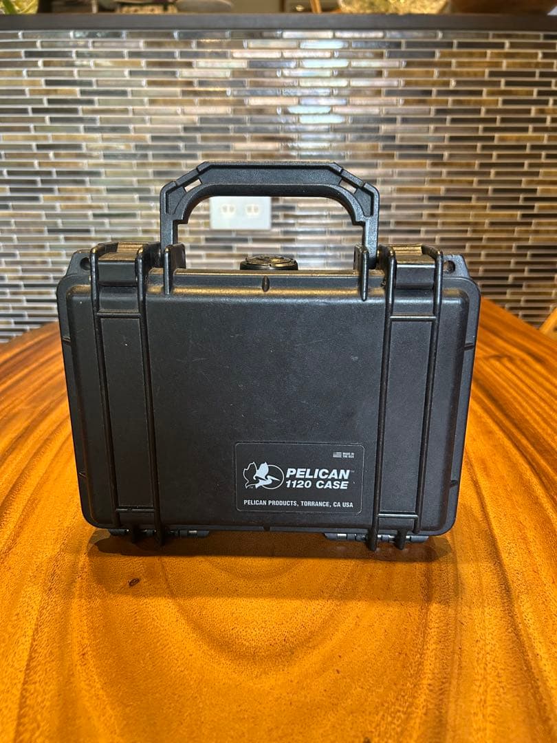PELICAN CASE 1120 ペリカンケース送料無料