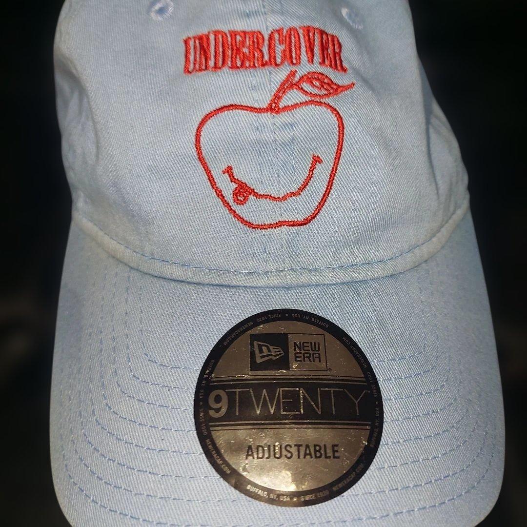 UNDERCOVER NEWERA 水色キャップ リンゴ刺繍