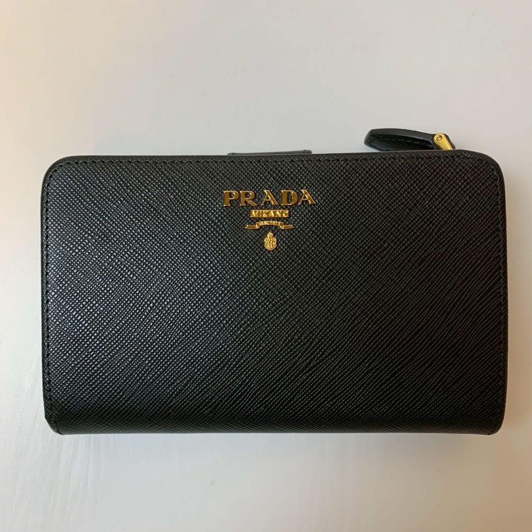 【未使用級】 PRADA プラダ 折り財布 二つ折り ブラック 黒色