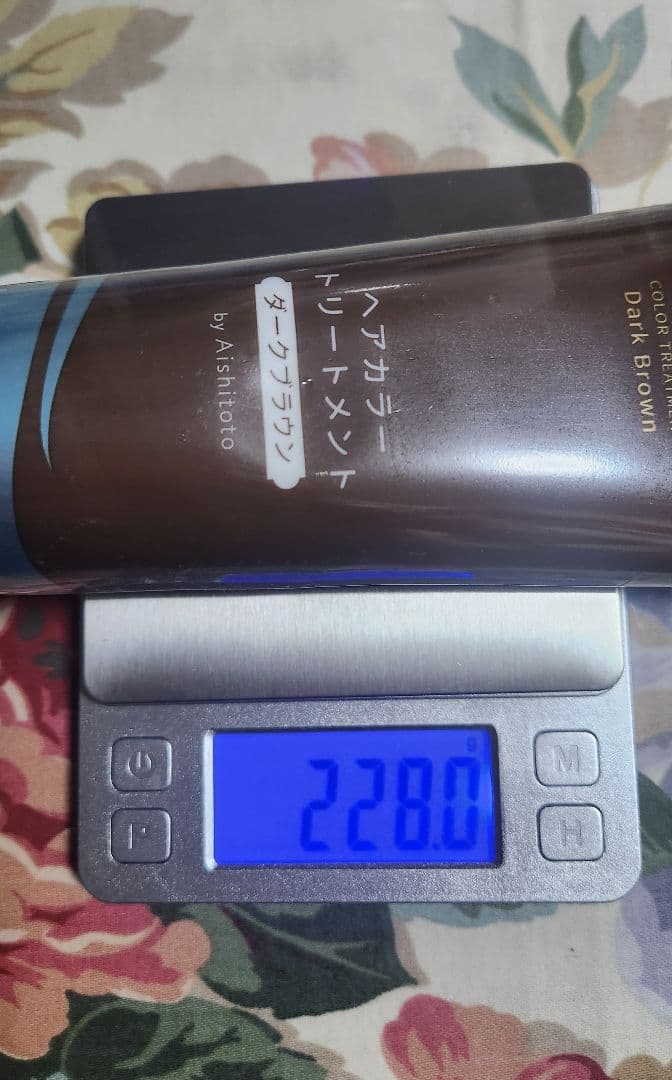 miffyです。 愛しとーとUMIKARAヘアカラー トリートメント 。