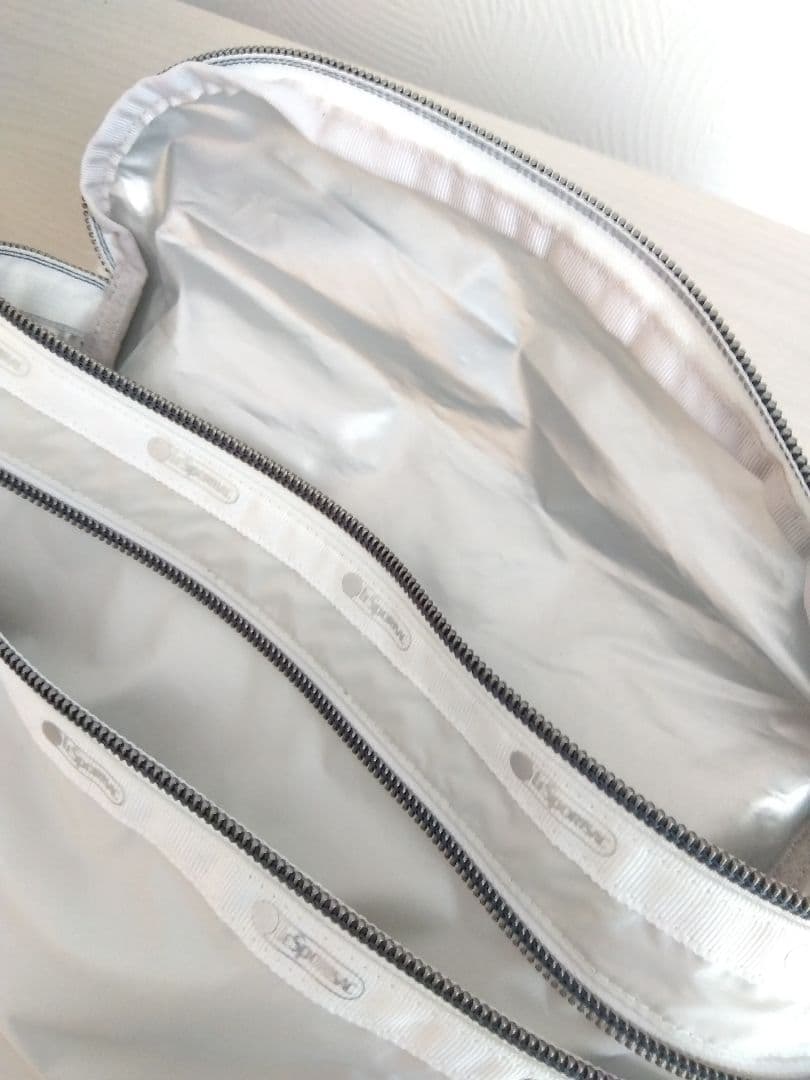美品　レスポートサック　ESSENTIAL BELT BAG