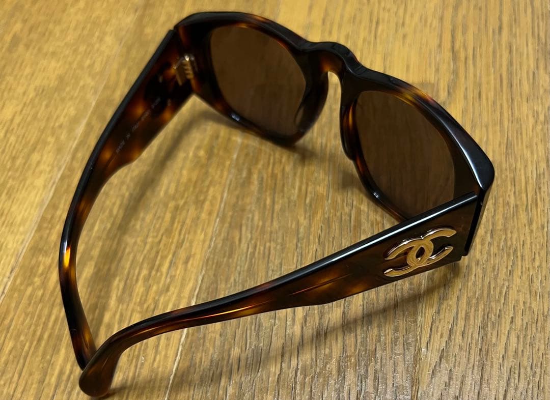 CHANEL べっ甲柄 サングラス