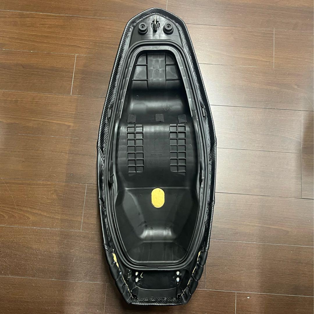【早いもの勝ち】pcx用カスタムシート　HONDA 77200-K36-T000