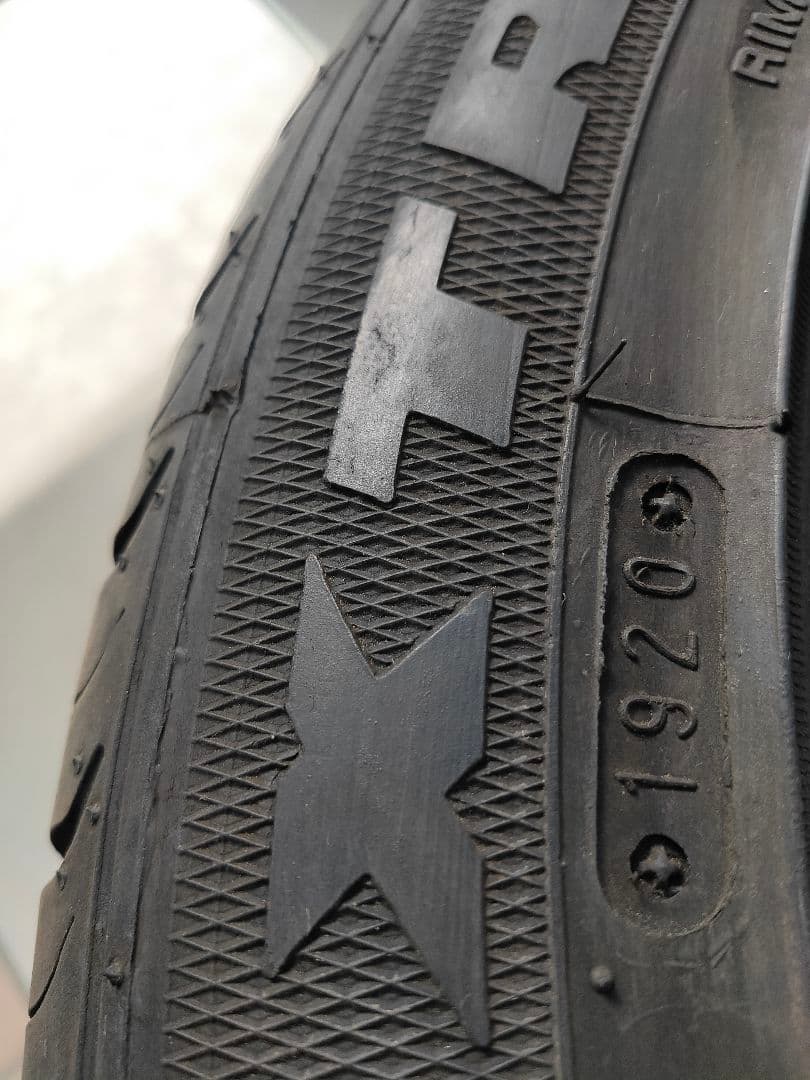 ① MAXTREK マックストレック MAXIMUS M1 185/55R15