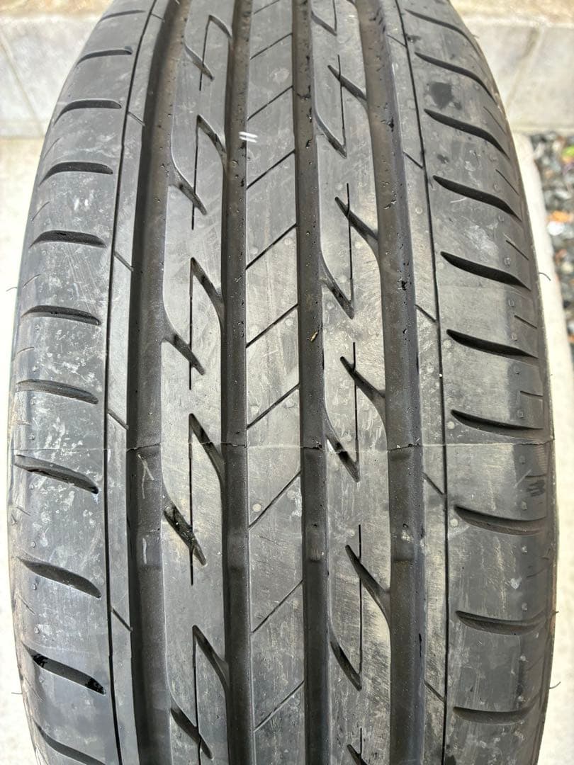 送料込み185/60r15ブリヂストン　ネクストリー22年製造4本セットバリ山