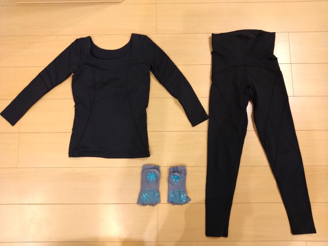 Rintosull 黒の長袖トップス・レギンス・靴下セット