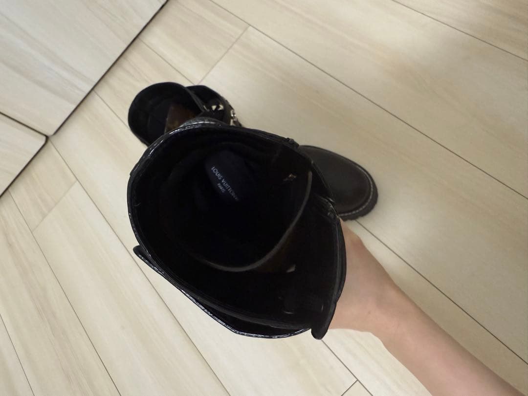 ルイヴィトン美品　ロゴベルト　ブラックレースアップブーツ24.5cm(38)