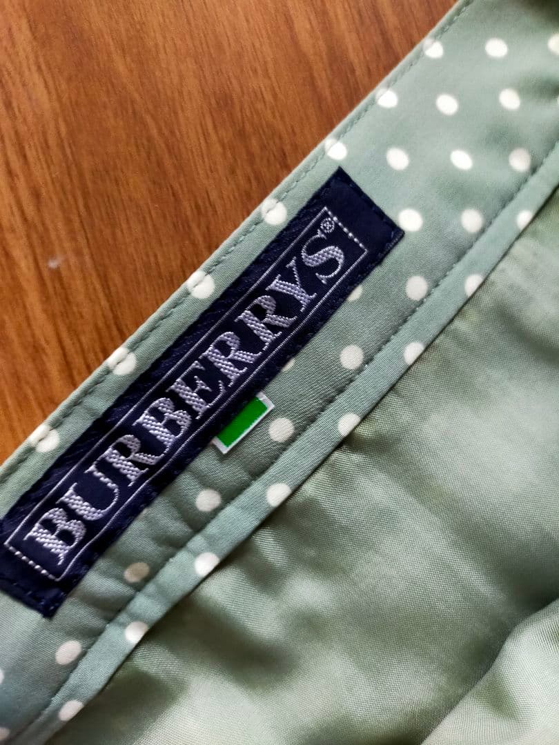美品【Burberrys】プリーツスカート グリーン 9号 ミモレ丈