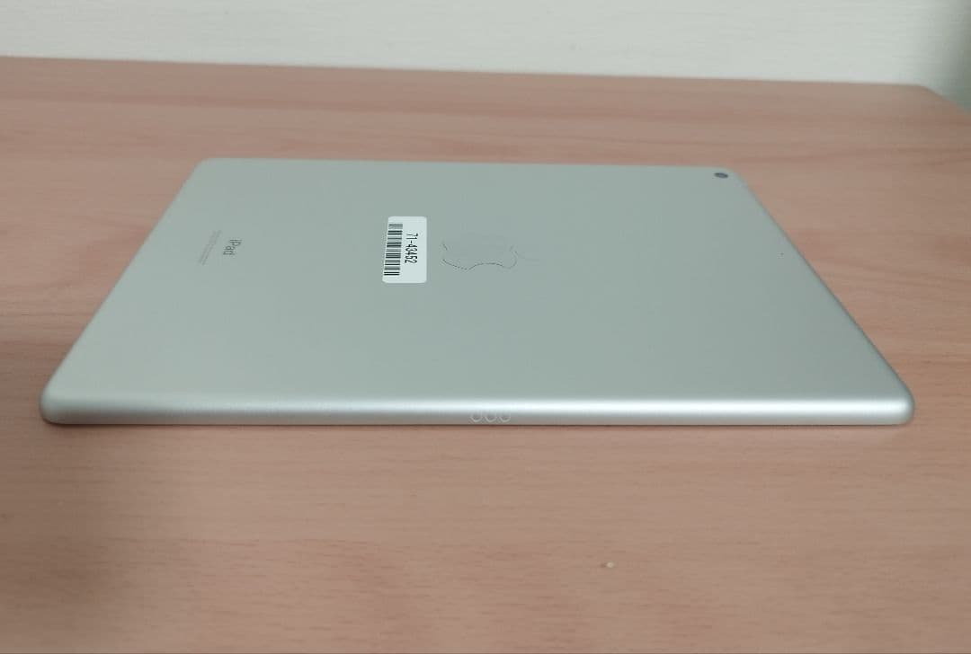 ★Apple iPad 第9世代 A13/3GB/64GB/iOS17 超美品