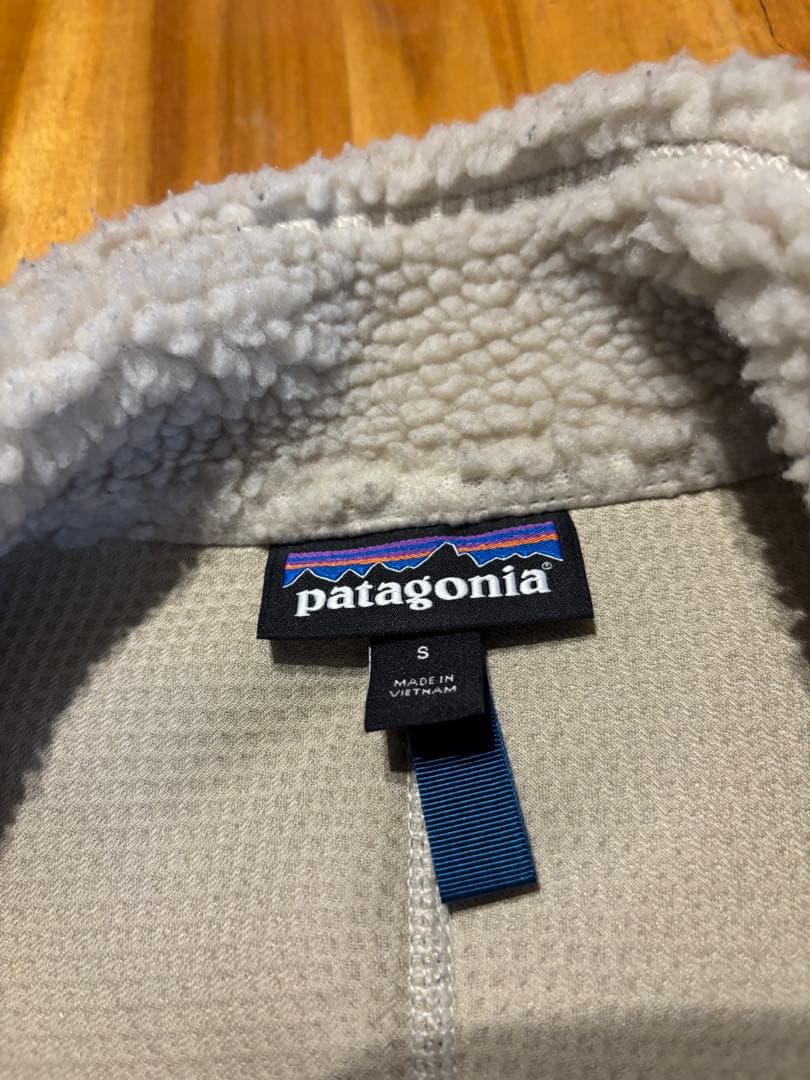 patagonia フリースベスト S ホワイト/ネイビー
