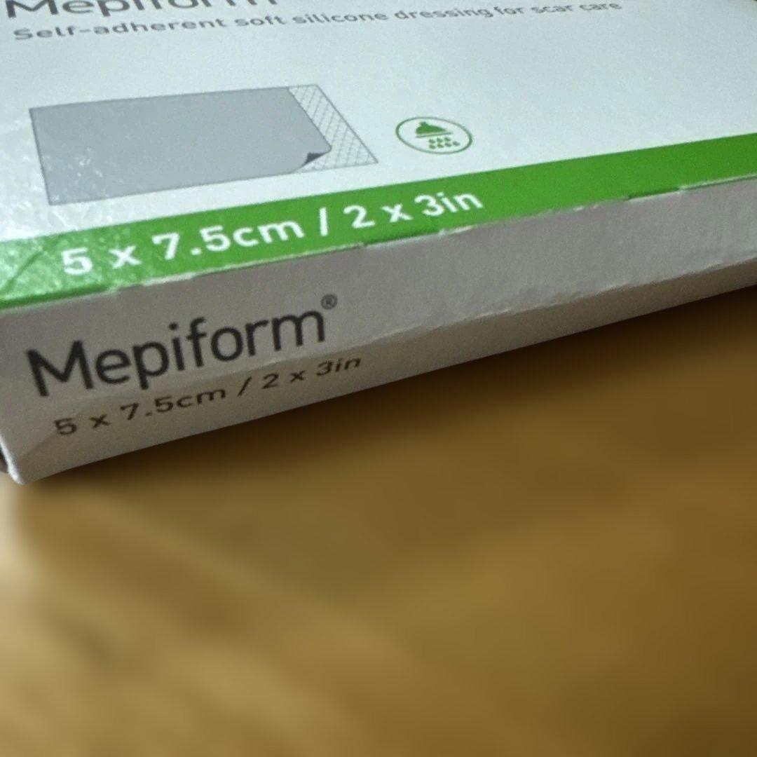 Mepiform メピフォーム 5×7.5cm 4枚　未使用