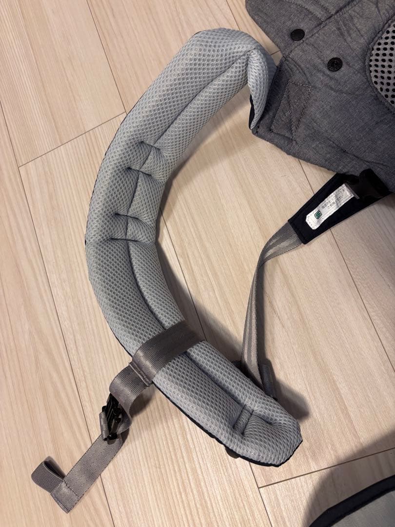写真追加【フード未使用】ポグネー POGNAE ミキハウス 抱っこひも