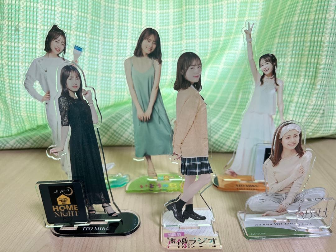 み*︎様 伊藤美来 アクリルスタンド12体セット【3】