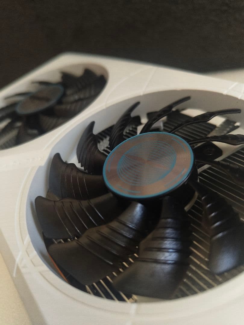 中*村様 Gigabyte GeForce RTX 4060 EAGLE OC