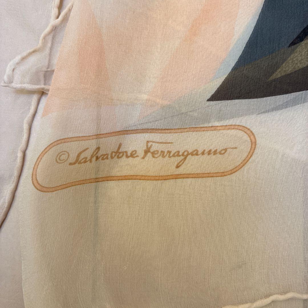 Ferragamo フェラガモ　シルク　シフォン　ストール　花柄　イタリア製