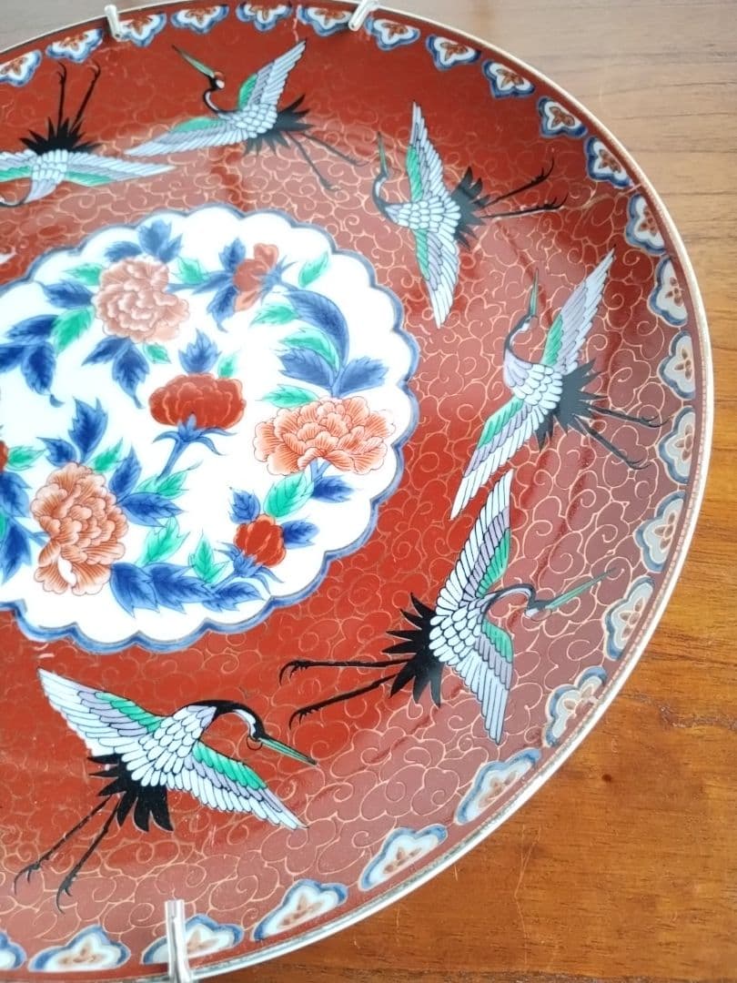 昭和レトロ　絵皿　壁掛け　赤絵　鶴　花柄　ヴィンテージ　陶磁器　金彩　縁起物