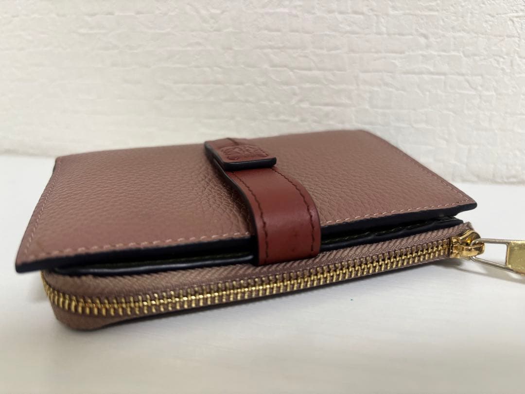 未使用 LOEWE ロエベ アナグラム ピンク 二つ折り財布