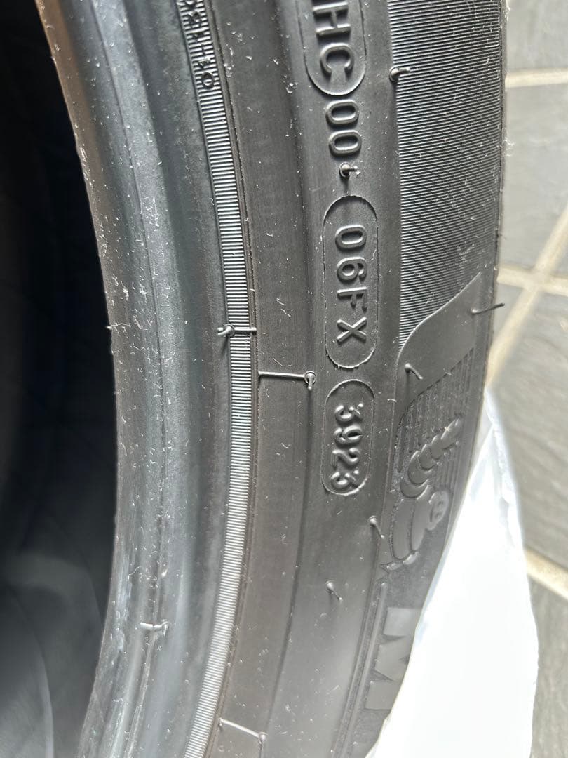 23年製造　235/50r20 ミシュラン　パイロットスポーツ４