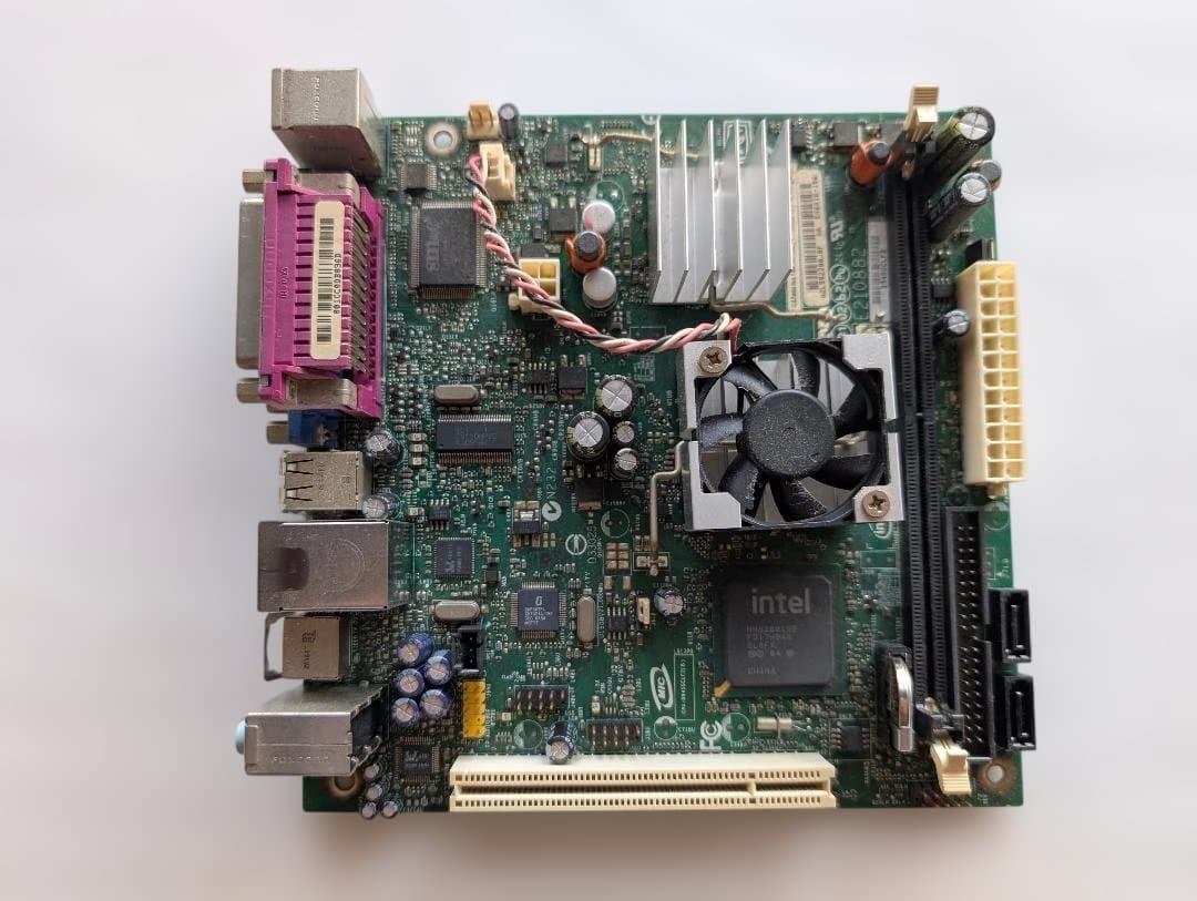 マザーボード Intel D945GCLF2 Atom330 DDR2 2GB Tested