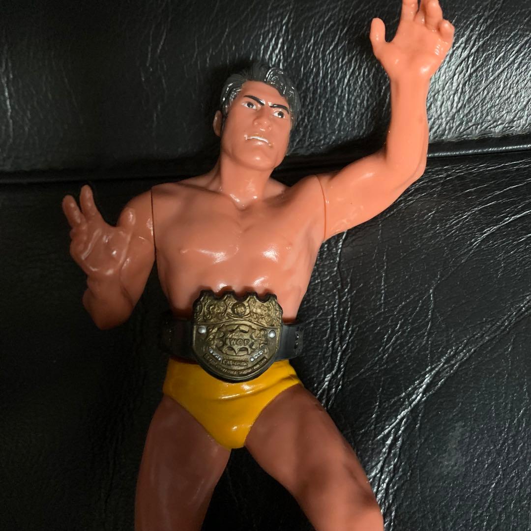 プロレスフィギュア　アントニオ猪木3体セット　チャンピオンベルト付き　キャラプロ