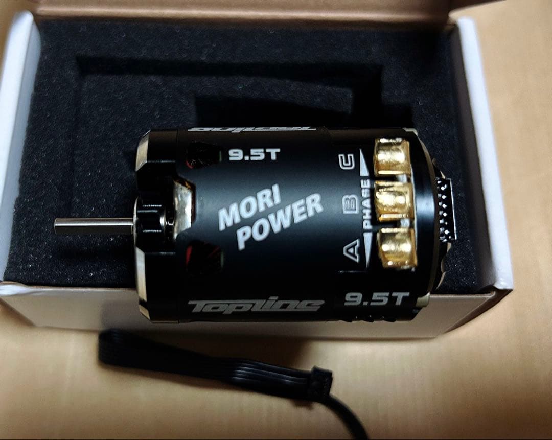 TOP LINE ブラシレスモーター（新品未使用） 撮影の為開封（箱付き）