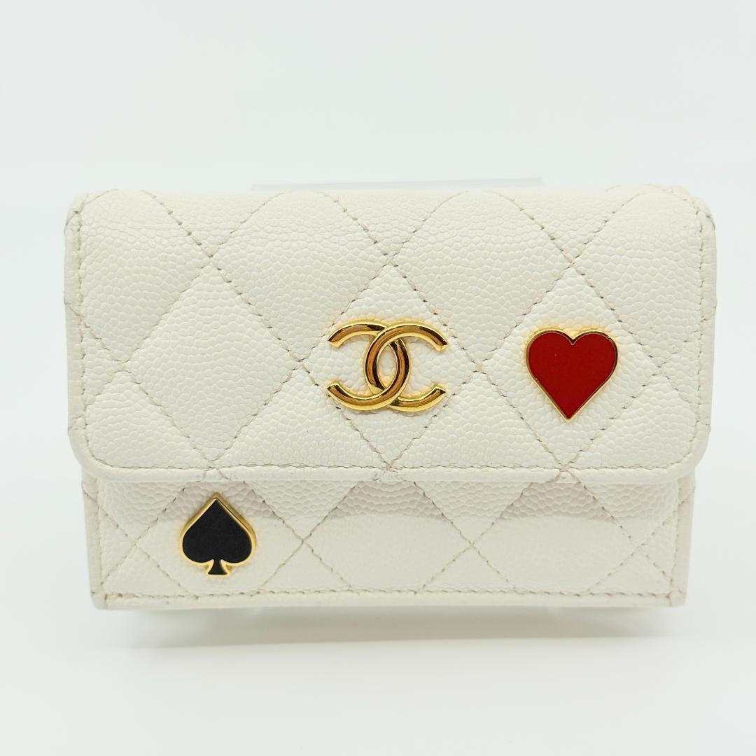 美品 CHANEL シャネル マトラッセ 三つ折り財布 キャビアスキン