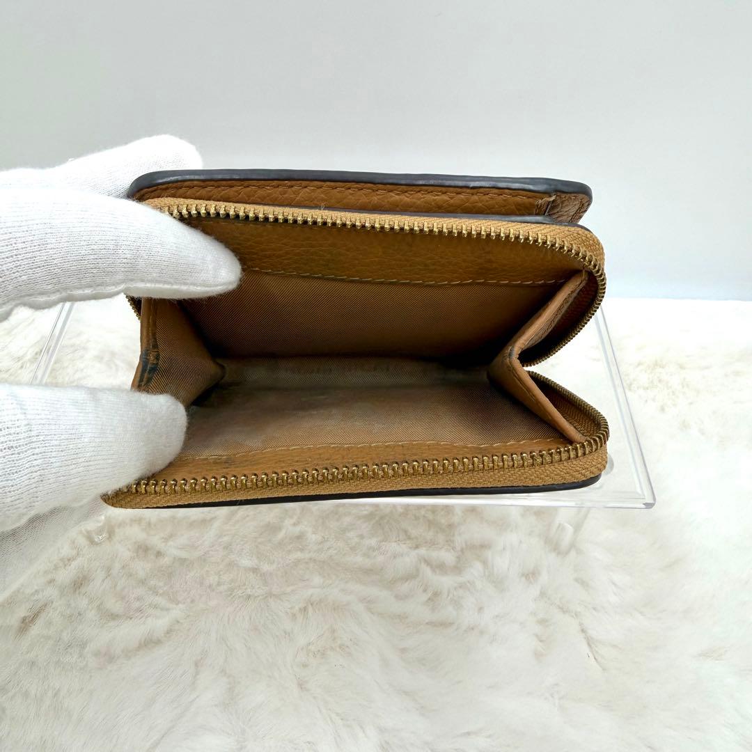 【美品】TORY BURCH レザー　二つ折り財布　トリーバーチ