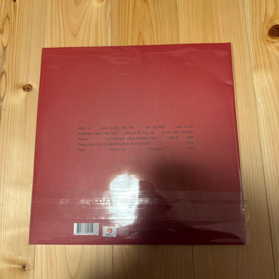 Jennie Ruby アナログレコード 赤色