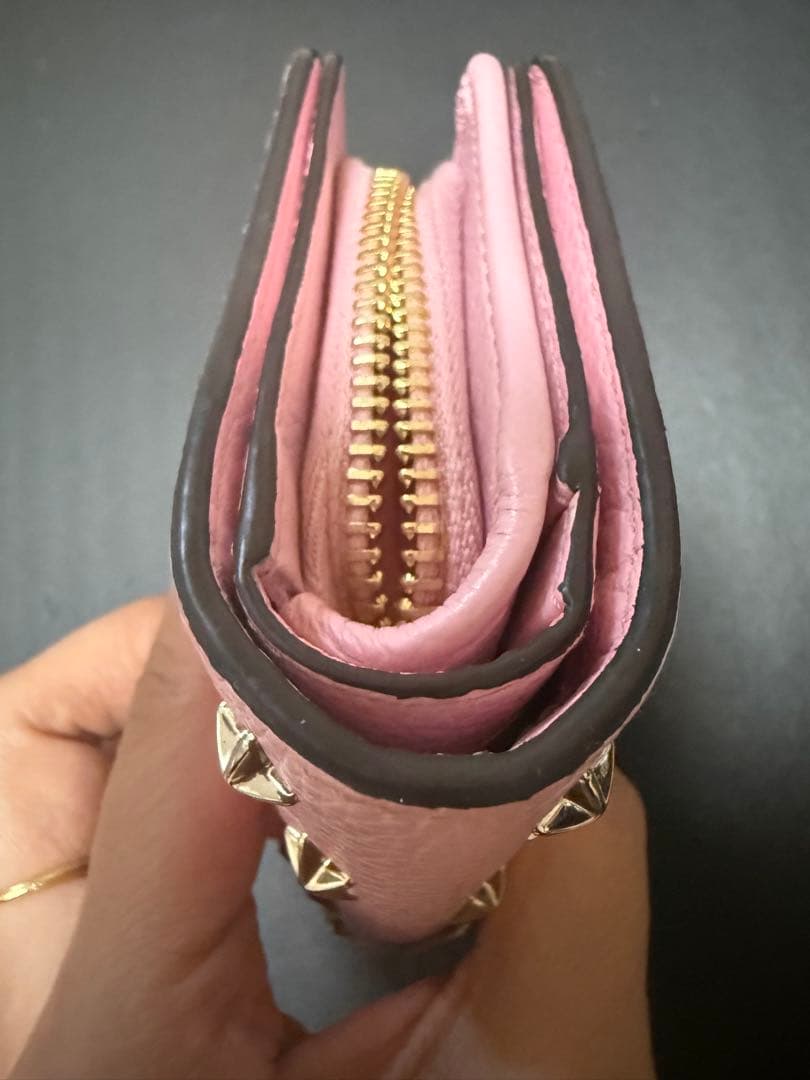 JIMMY CHOO SIBELI J 二つ折り財布♡