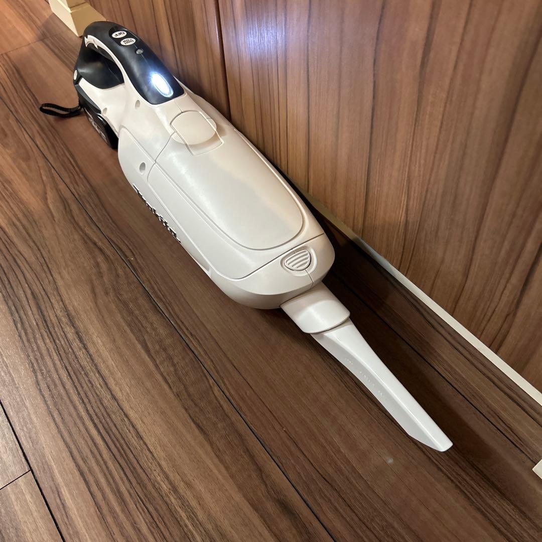 【良品】Makita 充電式クリーナー CL142FDZW 紙パック10個付