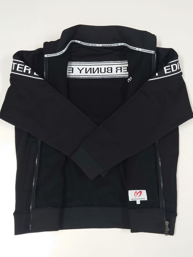 ◎値下げ！【正規品】MASTER BUNNY EDITION ブラックジャケット