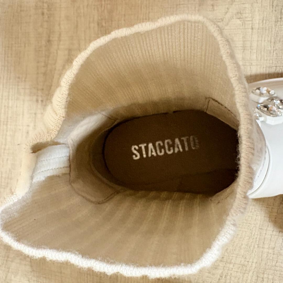 美品 STACCATO テレサニットコンビブーツ 24cm オフホワイト