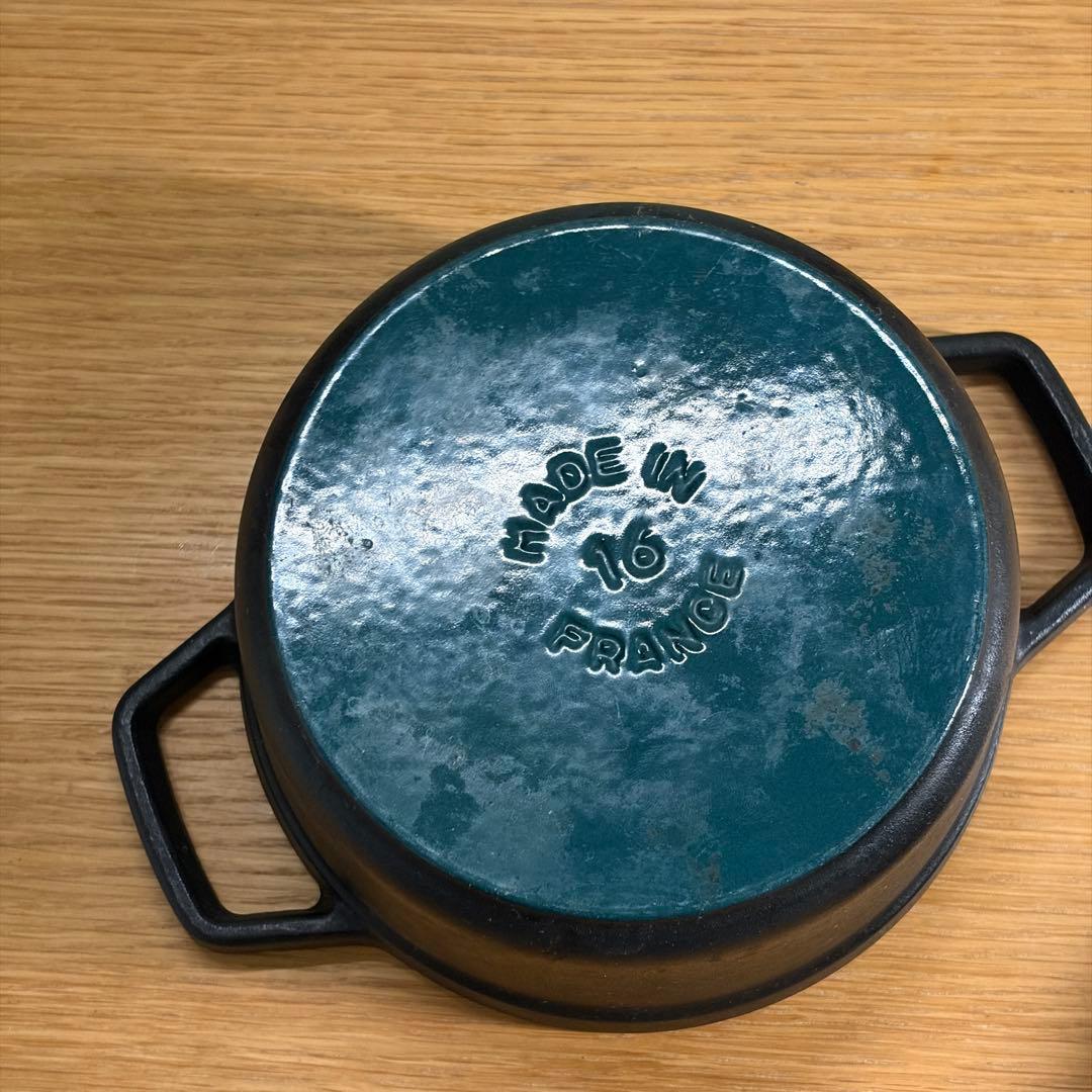 Staub 16cm ターコイズブルー底 黒マット 真鍮ノブ 状態良好