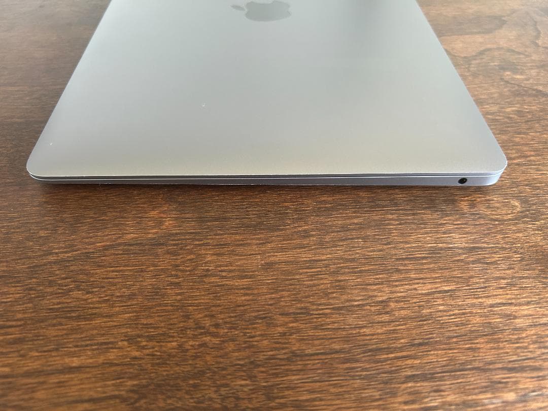 Apple MacBook Air M1 ノートパソコン