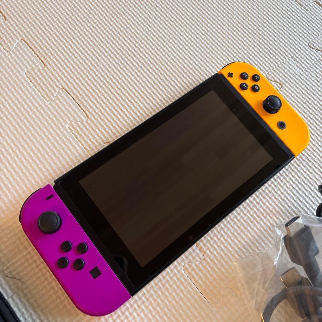（のり）Nintendo Switch 本体 紫とオレンジのジョイコン
