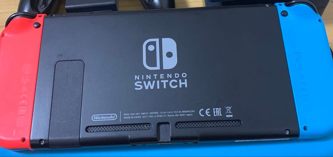 ニンテンドースイッチ本体　Nintendo Switch SDカードなどフル