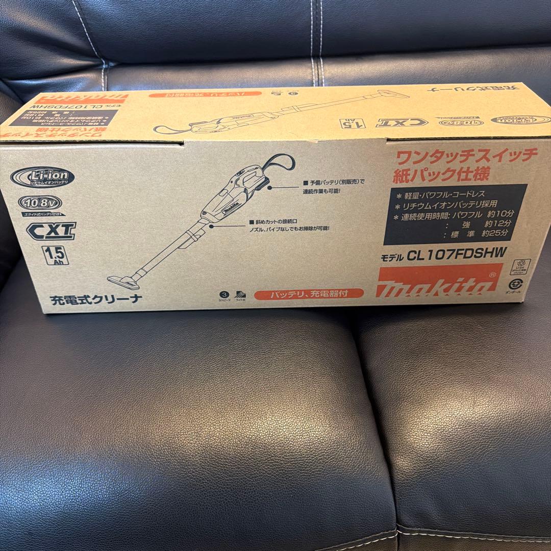新品 マキタ 充電式スティッククリーナー 紙パック式 CL107FDSHW