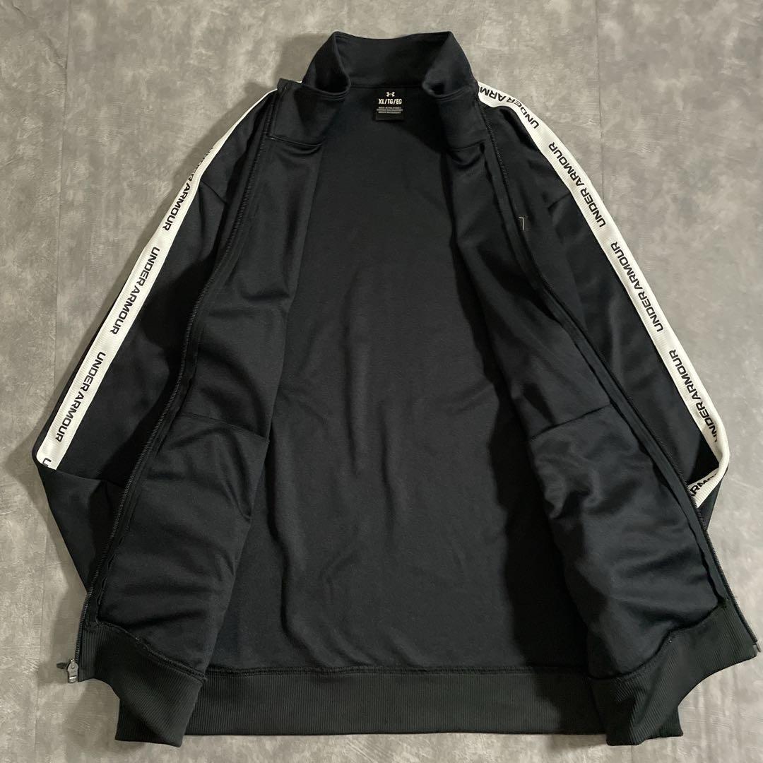 23年モデル UNDER ARMOR トラックジャケット&パンツ セットアップ