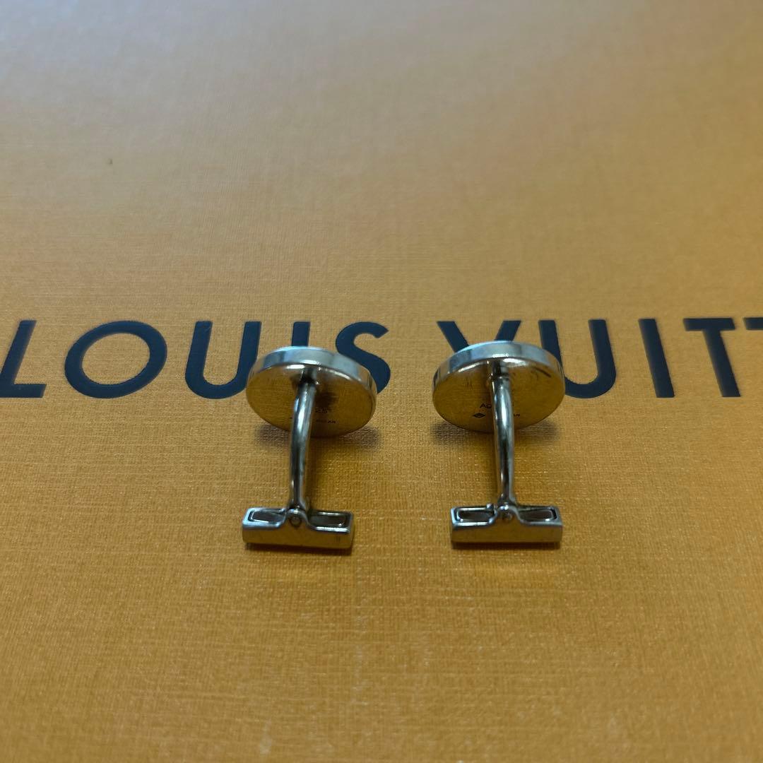 ルイヴィトン ブトン ドゥ マンシェット フルール カフリンクス